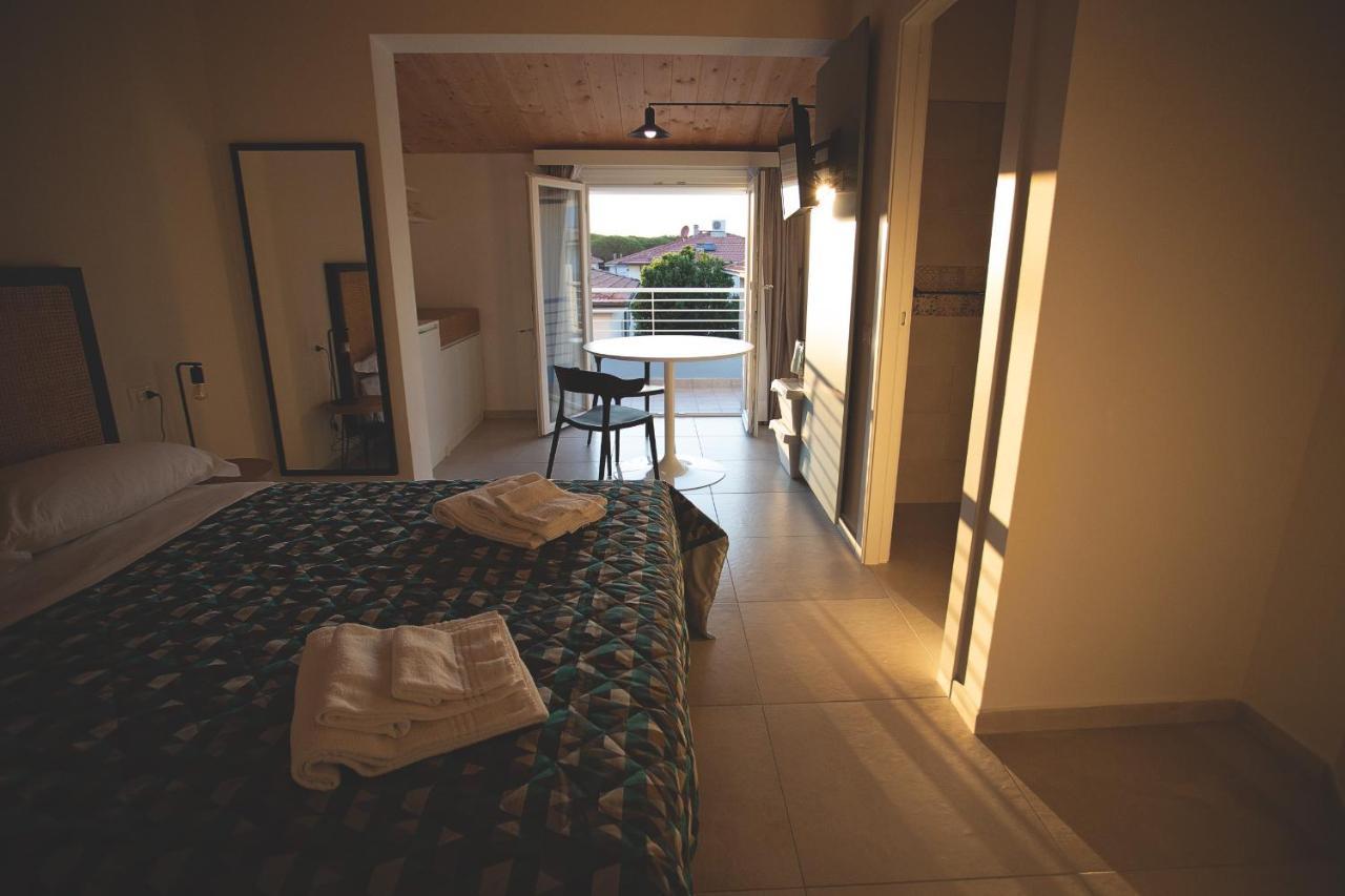 Via Siena 4 - Suites & Rooms Marina di Cecina Εξωτερικό φωτογραφία