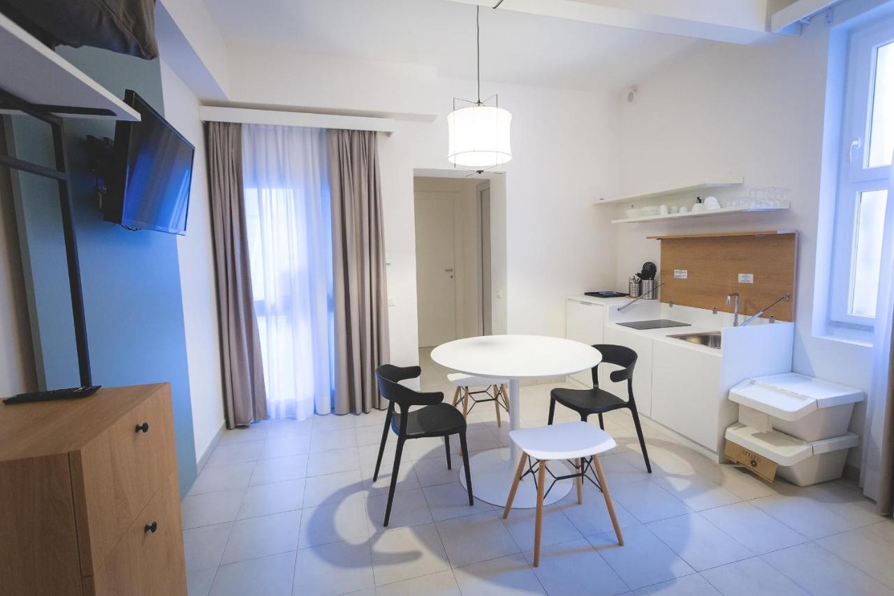 Via Siena 4 - Suites & Rooms Marina di Cecina Εξωτερικό φωτογραφία