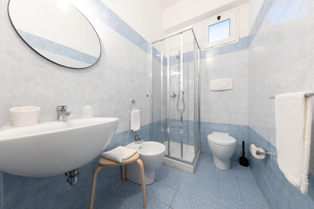 Via Siena 4 - Suites & Rooms Marina di Cecina Εξωτερικό φωτογραφία