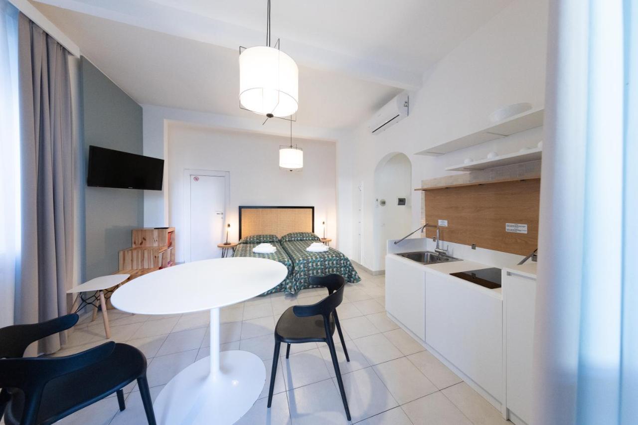 Via Siena 4 - Suites & Rooms Marina di Cecina Εξωτερικό φωτογραφία