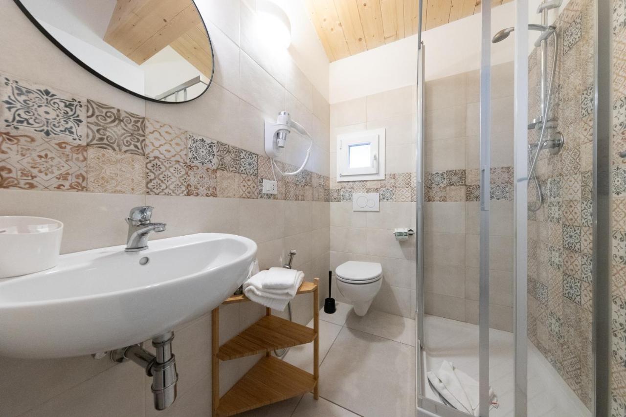 Via Siena 4 - Suites & Rooms Marina di Cecina Εξωτερικό φωτογραφία