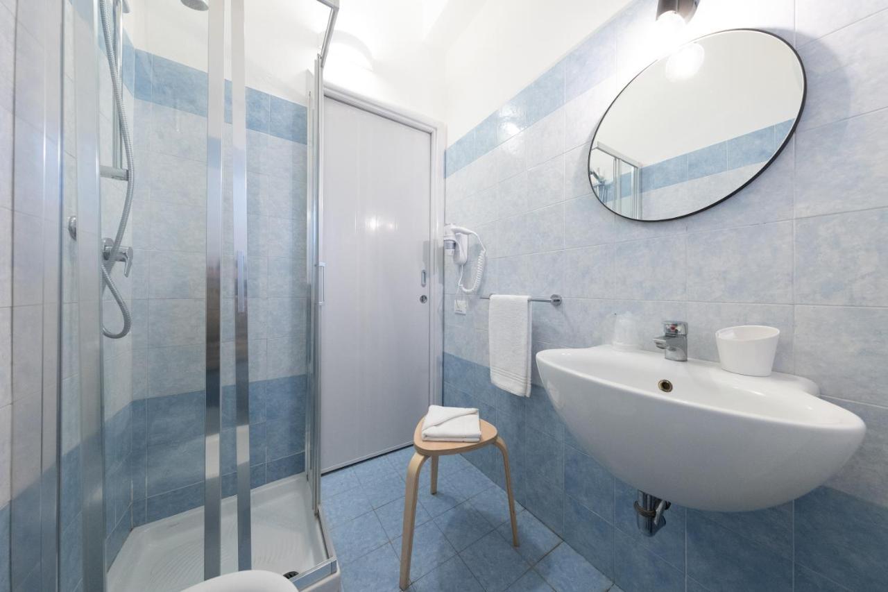 Via Siena 4 - Suites & Rooms Marina di Cecina Εξωτερικό φωτογραφία