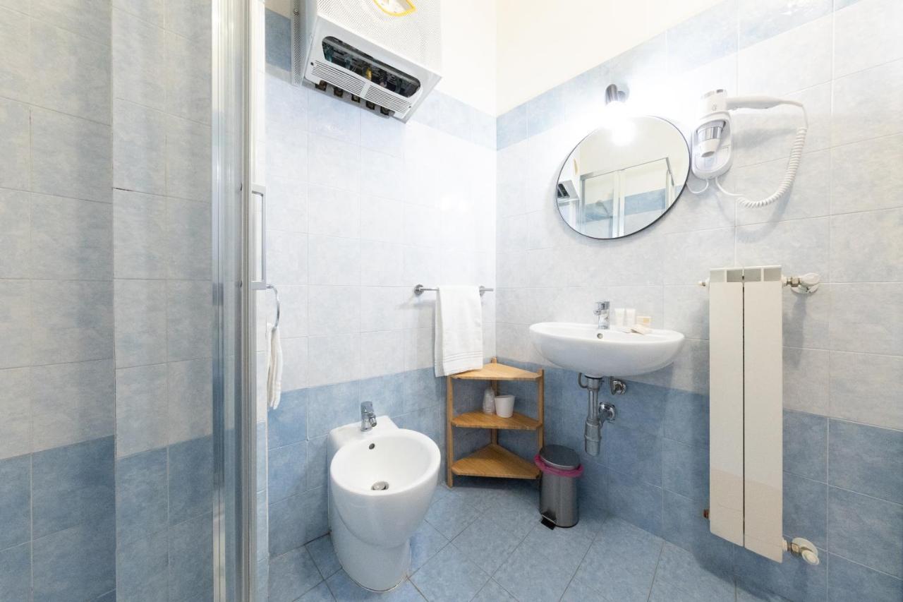 Via Siena 4 - Suites & Rooms Marina di Cecina Εξωτερικό φωτογραφία